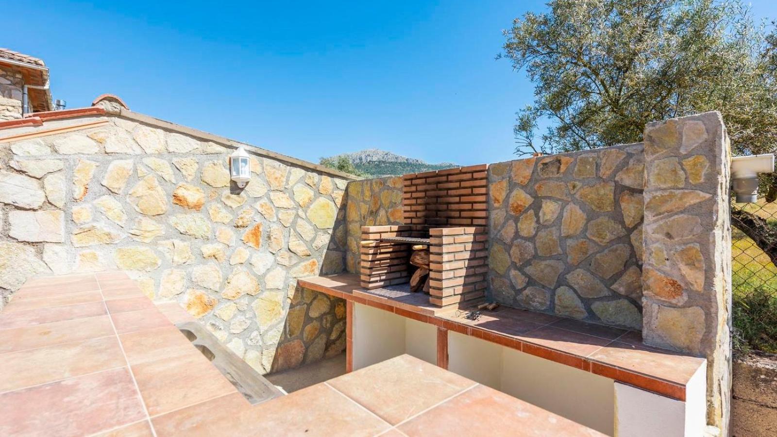 Casa Rural El Ciruelo Loco Alfarnate By Ruralidays Alfarnatejo Exterior foto
